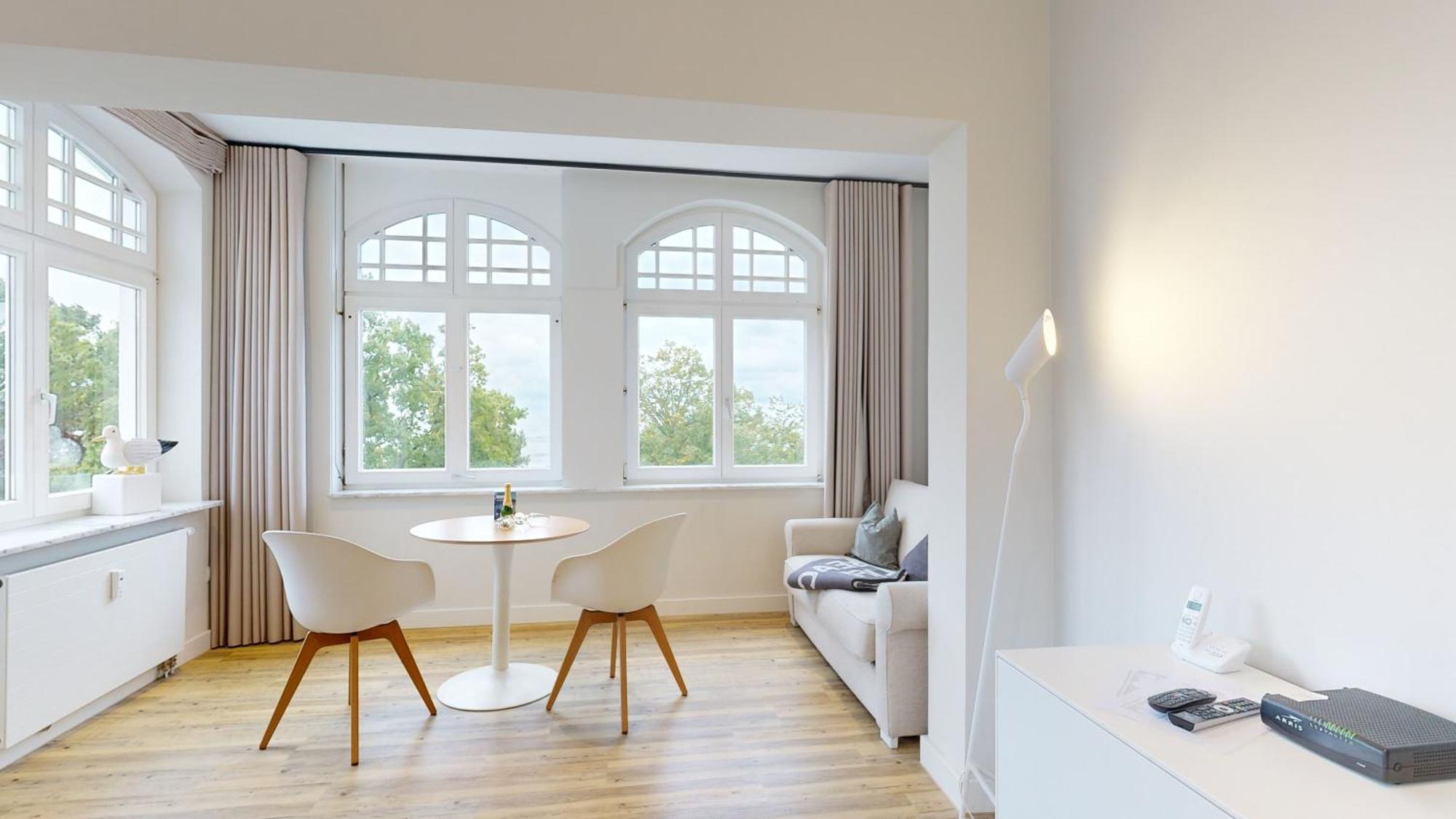 Fewos Direkt Am Strand, Teilweise Mit Meerblick, Sirene, Apartment Binz